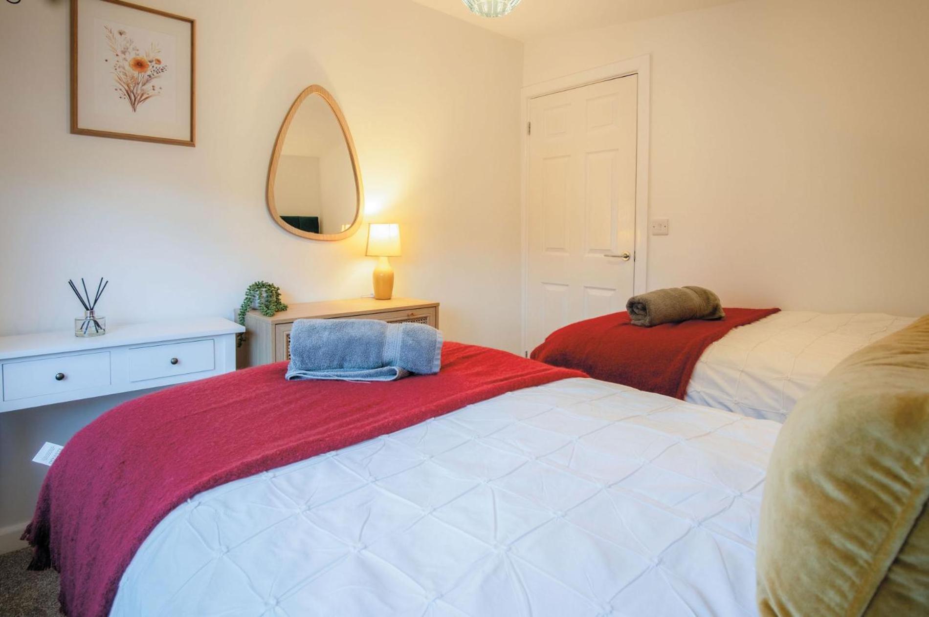 Anchor Well - 2 Bedroom - * Ludchurch