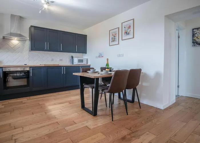 Anchor Well - 2 Bedroom Cottage - Ludchurch